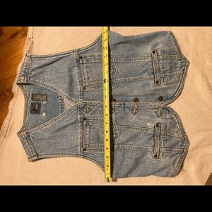 Liz Wear women’s small jean vest.